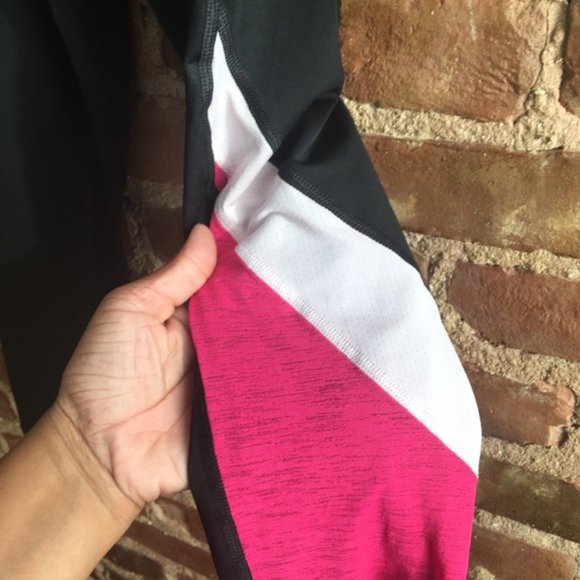 Nike Pro Hypercool Crop Legging Size Medium - Picture 4 of 8